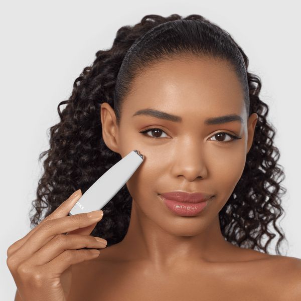 Мікрострумова ручка для підтяжки шкіри обличчя GESKE MicroCurrent Face-Lift Pen 6в1 white HB0128 фото