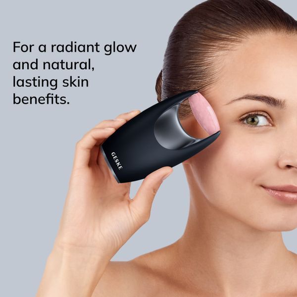 Ролер-масажер для обличчя з рожевим кварцом GESKE SmartAppGuided Rose Quartz Roller 5in1 black HB0645 фото
