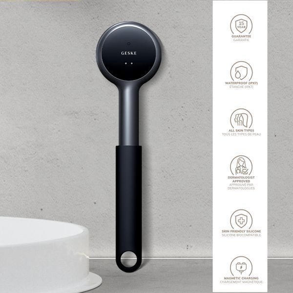 Звукова світлодіодна щітка для всього тіла GESKE Sonic LED Full-Body Brush&Intensive Exfoliator 9в1 black HB0385 фото