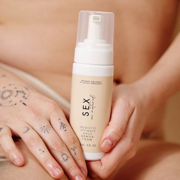 Піна для інтимної гігієни Bijoux Indiscrets Sex Au Naturel Prebiotic Intimate Wash Gentle Foam 150мл SX3249 фото
