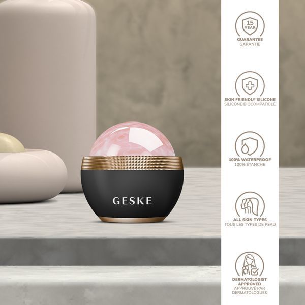 Кульковий масажер з рожевим кварцом GESKE SmartAppGuided Rose Quartz Depuffing Sphere 7in1 gray HB0651 фото