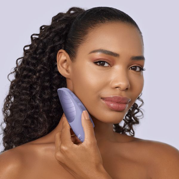 Електронна звукова термо щітка для обличчя GESKE Sonic Thermo Facial Brush 6в1 purple HB0079 фото