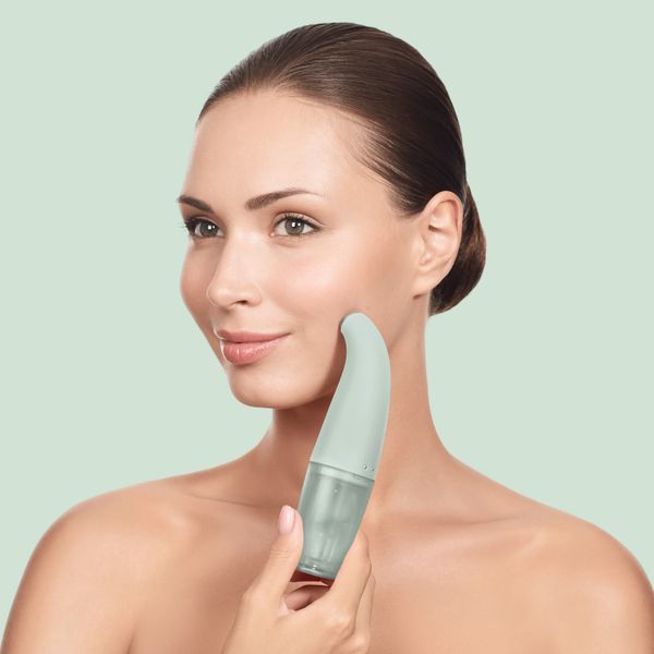 Очищуючий засіб для обличчя GESKE Aqua-Stream Face Cleanser 8в1 green HB0398 фото