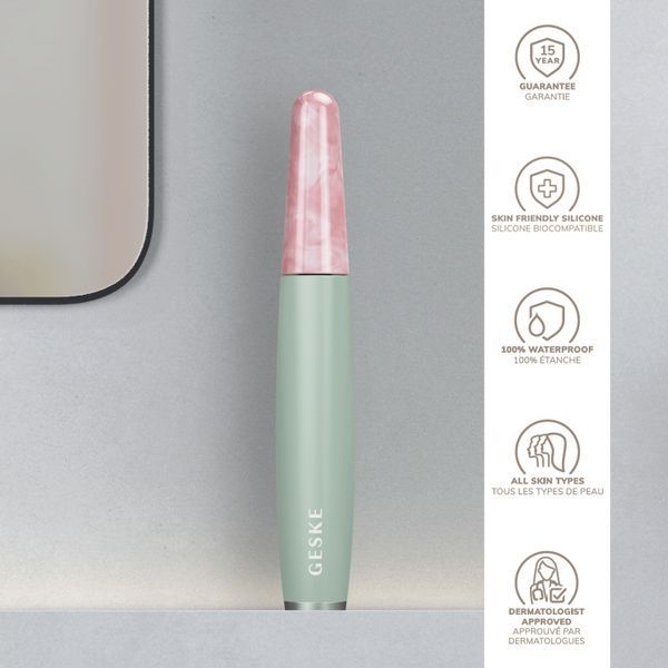 Ручка-масажер для обличчя з рожевим кварцом GESKE SmartAppGuided Rose Quartz & Depuffing Pen 6in1 green HB0662 фото