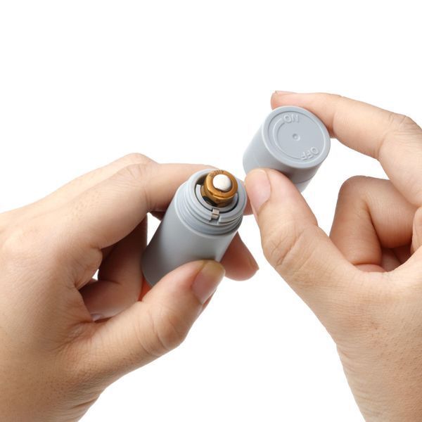 Вібратор-помада IROHA STICK Grey, плавне збільшення потужності SO2011 фото