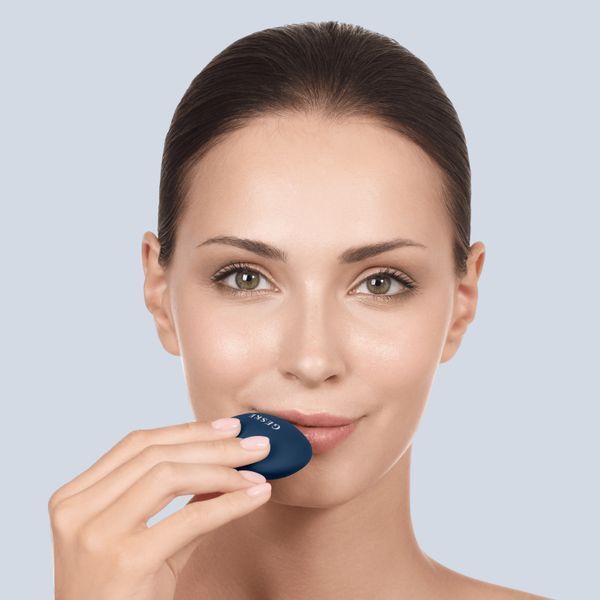 Пристрій для збільшення обʼєму губ GESKE Lip Volumizer&Booster 4в1 Small midnight HB0216 фото