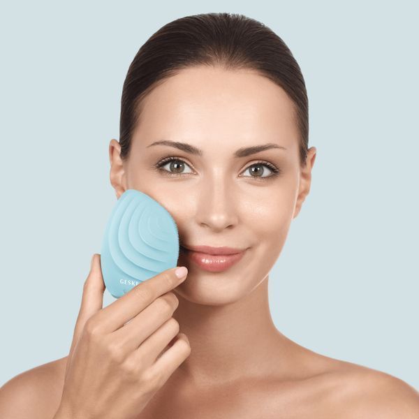 Електронна ультразвукова щітка для обличчя GESKE Sonic Facial Brush 5в1 turtoise HB0070 фото