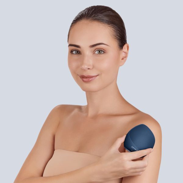 Ультразвукова щітка для тіла та інтенсивний пілінг GESKE Sonic Body Brush&Intensive Exfoliator 7в1 midnight HB0356 фото